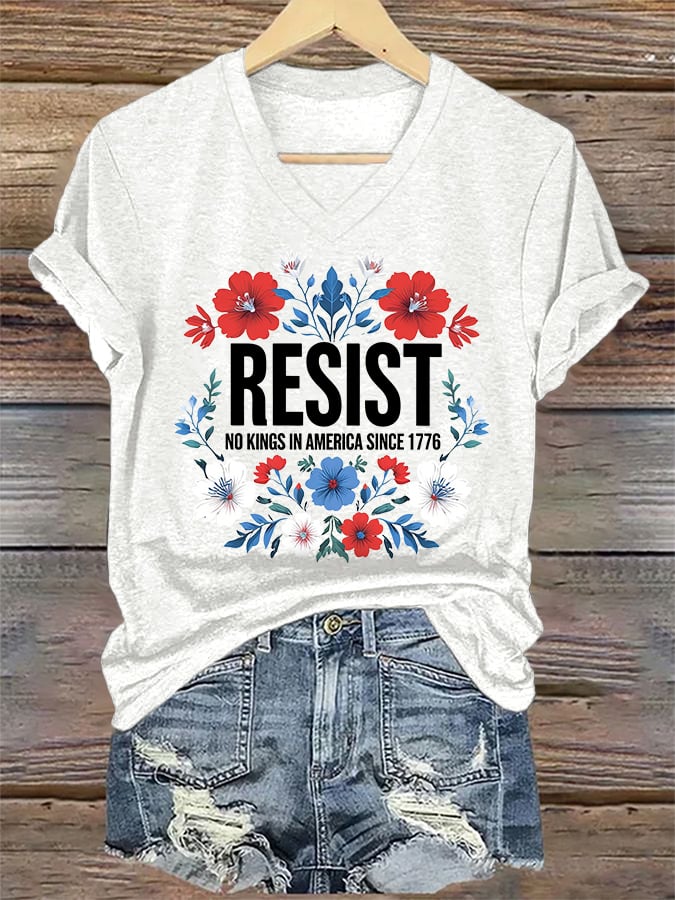 🔥Buy 3 Get 15% Off🔥V-Neck Retro Resist No Kings In America Since 1776 Print T-Shirt