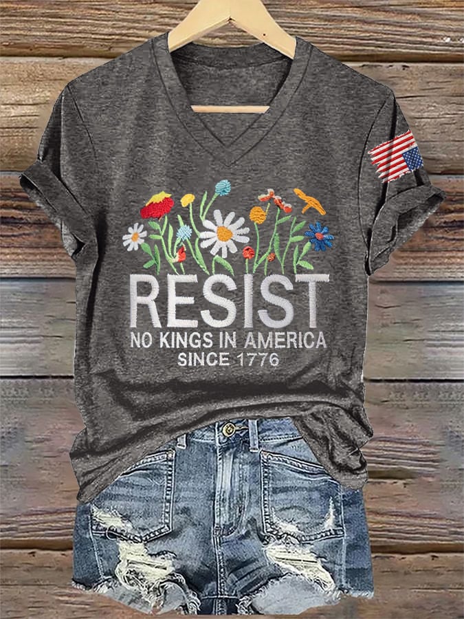 🔥Buy 3 Get 15% Off🔥V-Neck Retro Resist No Kings In America Since 1776 Print T-Shirt