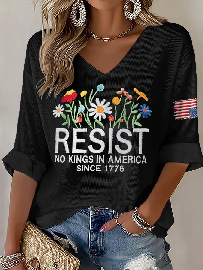 🔥Buy 3 Get 15% Off🔥V-Neck Retro Resist No Kings In America Since 1776 Print T-Shirt