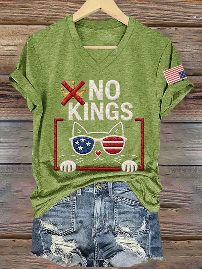 🔥Buy 3 Get 15% Off🔥Women's No Kings Print V Neck T-shirt