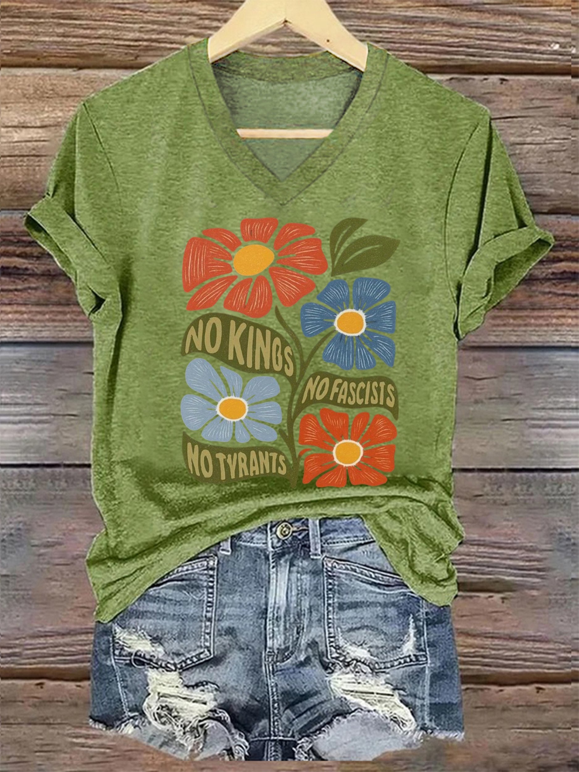 🔥Buy 3 Get 15% Off🔥Women's No Kings No Fascists No Tyrants No Nazis Print T-shirt