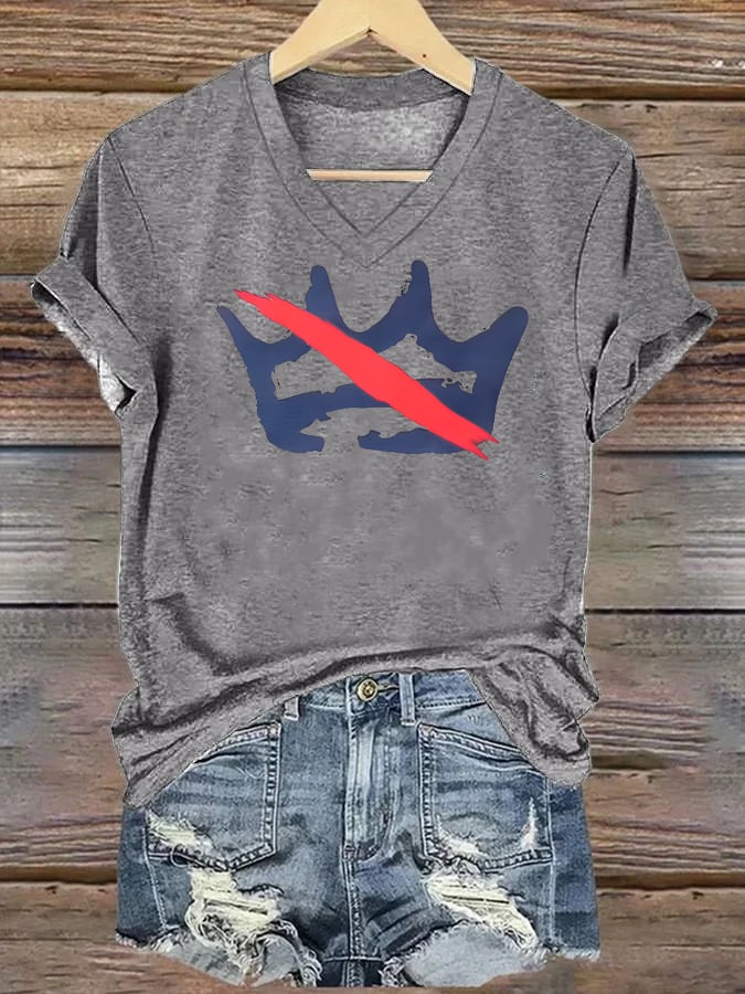 🔥Buy 3 Get 15% Off🔥V-neck Women's  America has no kings Printed Casual T-Shirt