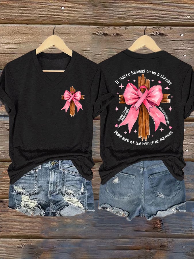 V-Neck Retro Breast Cancer Awareness Faith Cross Pink Ribbon If You’Re Hanging On By A Thread Make Sure It’s The Hem Of His Garment Matthew 9:20-22 Print T-Shirt